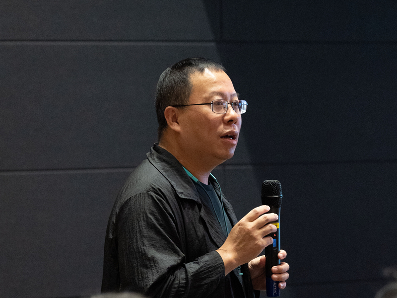 湖北美术学院叶佑天教授到我校讲学