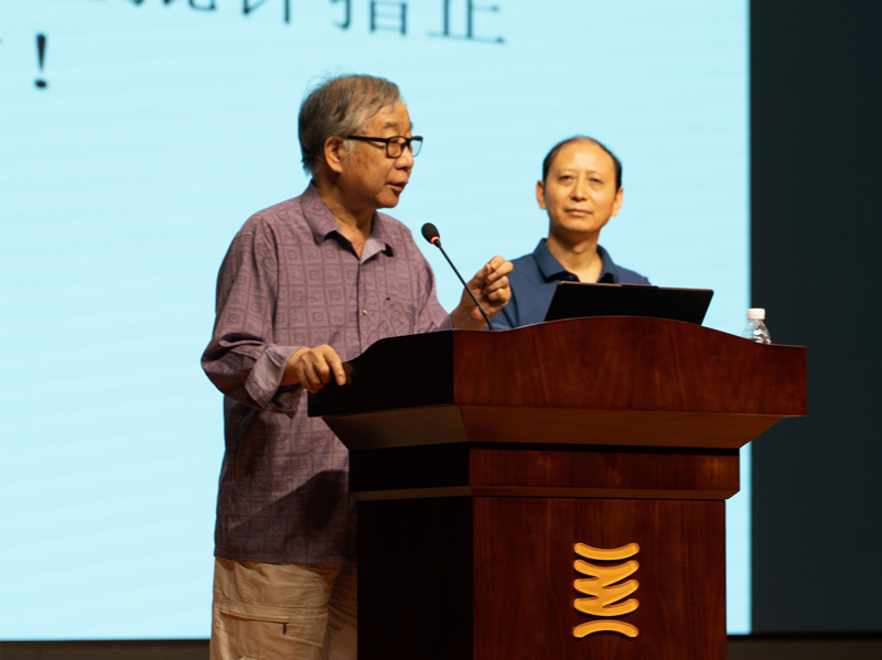 郑州大学书法学院黄修珠副教授到我校讲学