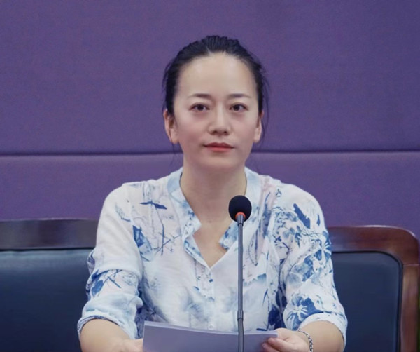 我校学习热议习近平总书记给全国优秀教师代表致信重要精神