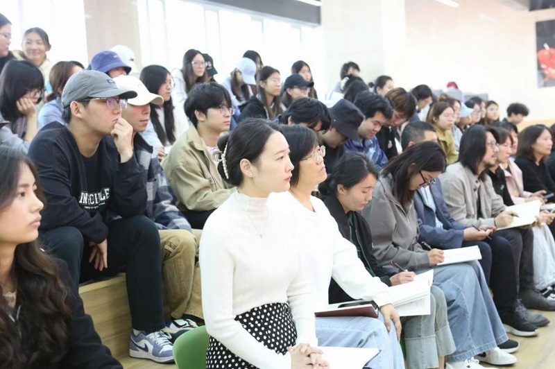 河南省艺术教育界纪念北京文艺工作座谈会召开十周年研讨会在我校召开