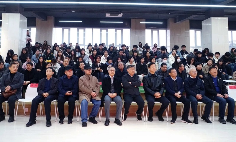 励志丹青——刘德山美术作品展在太阳成集团tyc122cc举行