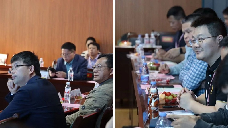 石品校长等参加在湖南文理学院召开的“地方资源·美术与设计教育”学术研讨会