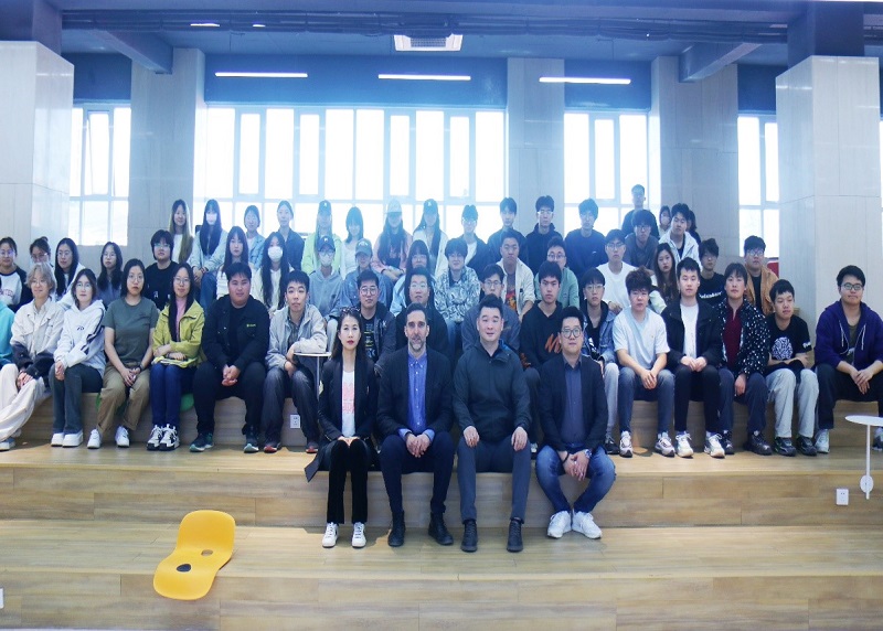 搭建合作交流平台 提升国际化办学水平