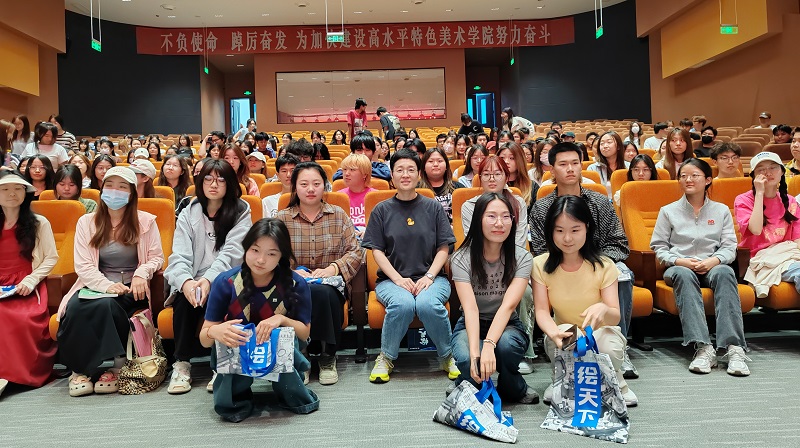 全国考研辅导名师——刘晓艳来校作考研英语分享会专场讲座