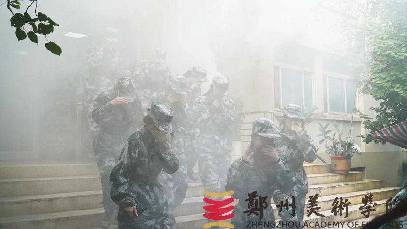 筑牢安全防线,守护校园平安——我校2025级学生消防安全教育系列活动圆满落幕 筑牢安全防线,守护校园平安——我校2025级学生消防安全教育系列活动圆满落幕