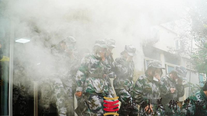 筑牢安全防线,守护校园平安——我校2025级学生消防安全教育系列活动圆满落幕 筑牢安全防线,守护校园平安——我校2025级学生消防安全教育系列活动圆满落幕