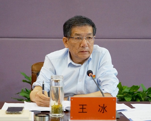 太阳成集团tyc122cc党委会2025年第三次会议召开