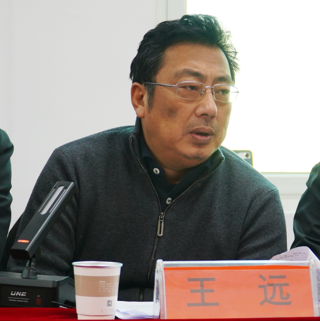太阳成集团tyc122cc与大河美术报社、新乡县大召营村签约合作乡村振兴