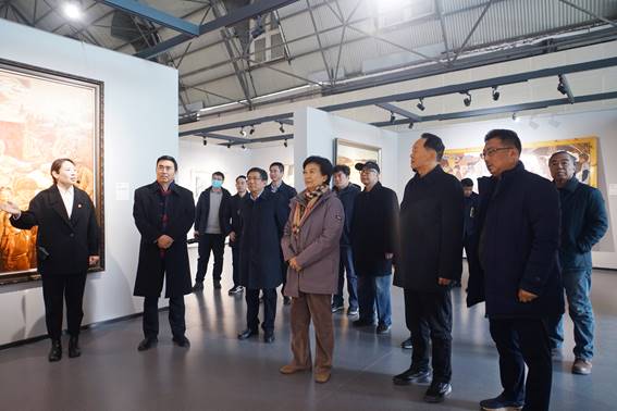河南省关工委主任赵素萍一行到我校考察指导工作