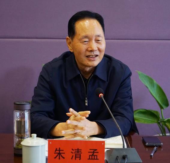 河南省关工委主任赵素萍一行到我校考察指导工作