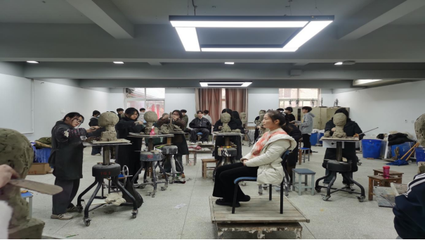 收好心 起好步 开好局——我校新学期各项工作实现“开门红”