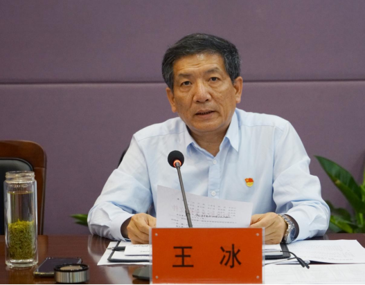 太阳成集团tyc122cc第一届学位评定委员会成立