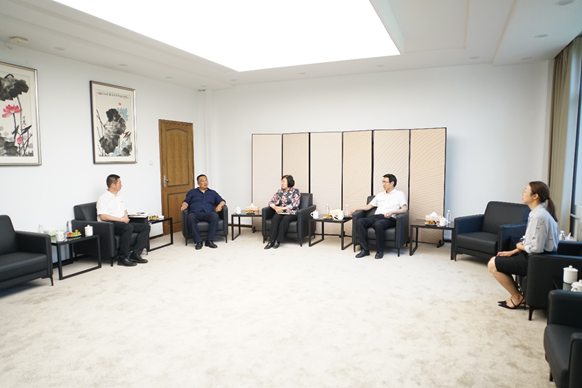 河南省教育厅本科高校信息化发展水平评估专家组莅校检查评估
