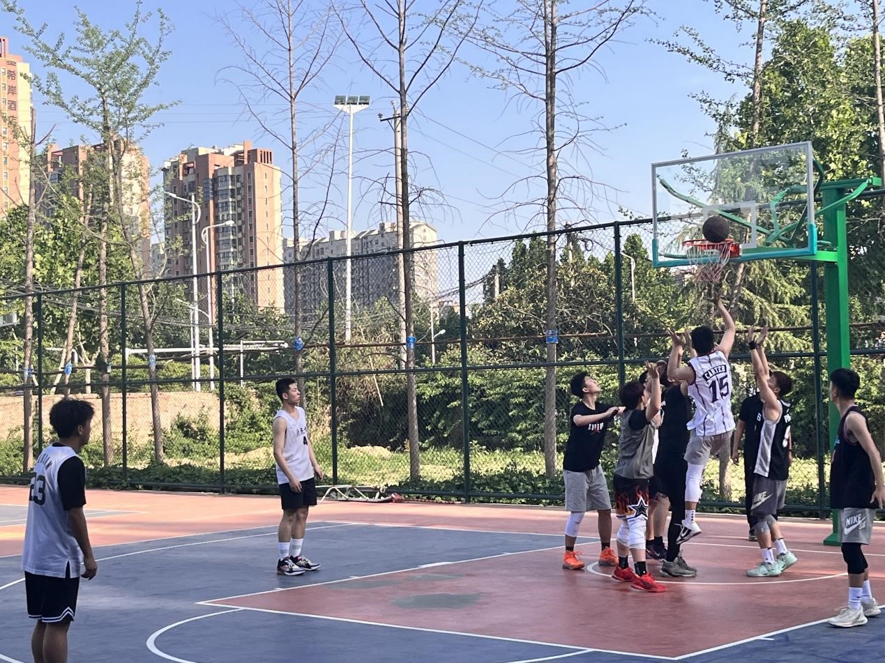我集团第十九届男子篮球赛圆满落幕