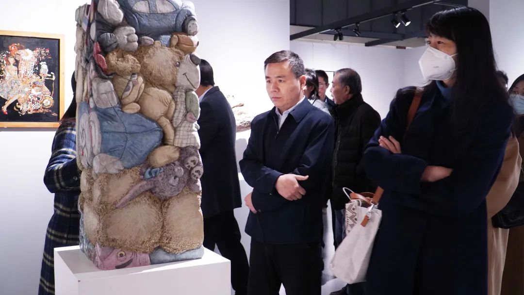 河南博物院副院长、工会主席史自强一行莅临我集团调研指导工作