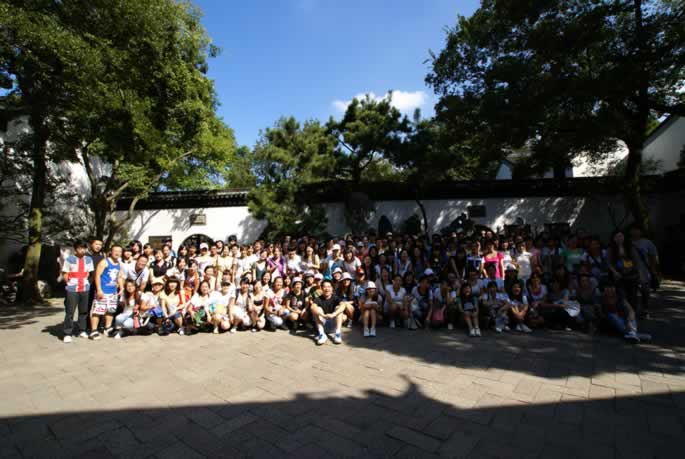 我集团2008级本科装潢专业赴东南考察 我集团2008级本科装潢专业赴东南考察