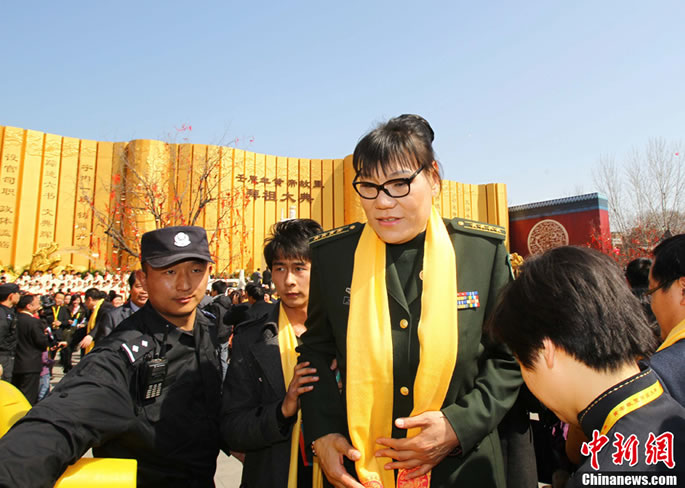 我集团志愿者参加壬辰年拜祖大典服务工作 我集团志愿者参加壬辰年拜祖大典服务工作