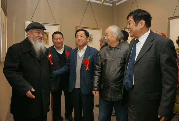 我集团名誉院长王威先生从艺60年画展在商都艺术馆举办 我集团名誉院长王威先生从艺60年画展在商都艺术馆举办