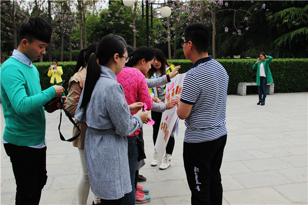 吹响青春集结号 青春梦托起中国梦 ——我集团学生党员、团员参观焦裕禄纪念馆 吹响青春集结号 青春梦托起中国梦 ——我集团学生党员、团员参观焦裕禄纪念馆