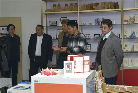 郑州轻工业学院督察组莅临我集团视察指导工作 郑州轻工业学院督察组莅临我集团视察指导工作