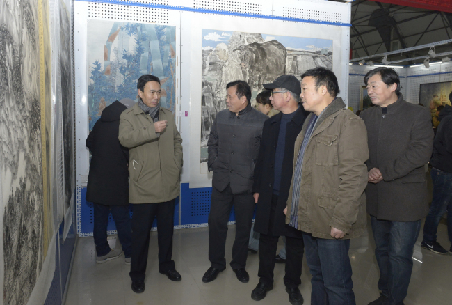 河南省高校美术教师绘画作品展开幕式暨座谈会在我集团举办 河南省高校美术教师绘画作品展开幕式暨座谈会在我集团举办