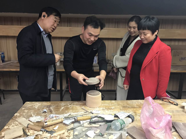 省招生办主任朱玉山一行来我集团视察工作 省招生办主任朱玉山一行来我集团视察工作