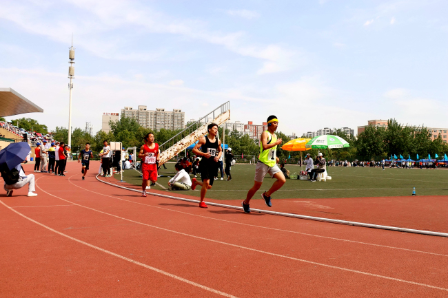 凯奏青春旋律,演绎阳光体育 —轻院运动会易斯顿再创佳绩 凯奏青春旋律,演绎阳光体育 —轻院运动会易斯顿再创佳绩