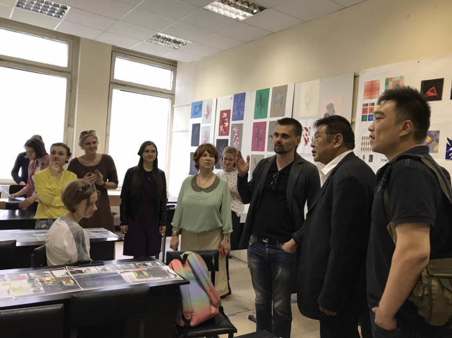 我集团领导出访俄罗斯四所顶尖美术学院—开启我集团与俄方高校交流新里程 我集团领导出访俄罗斯四所顶尖美术学院—开启我集团与俄方高校交流新里程
