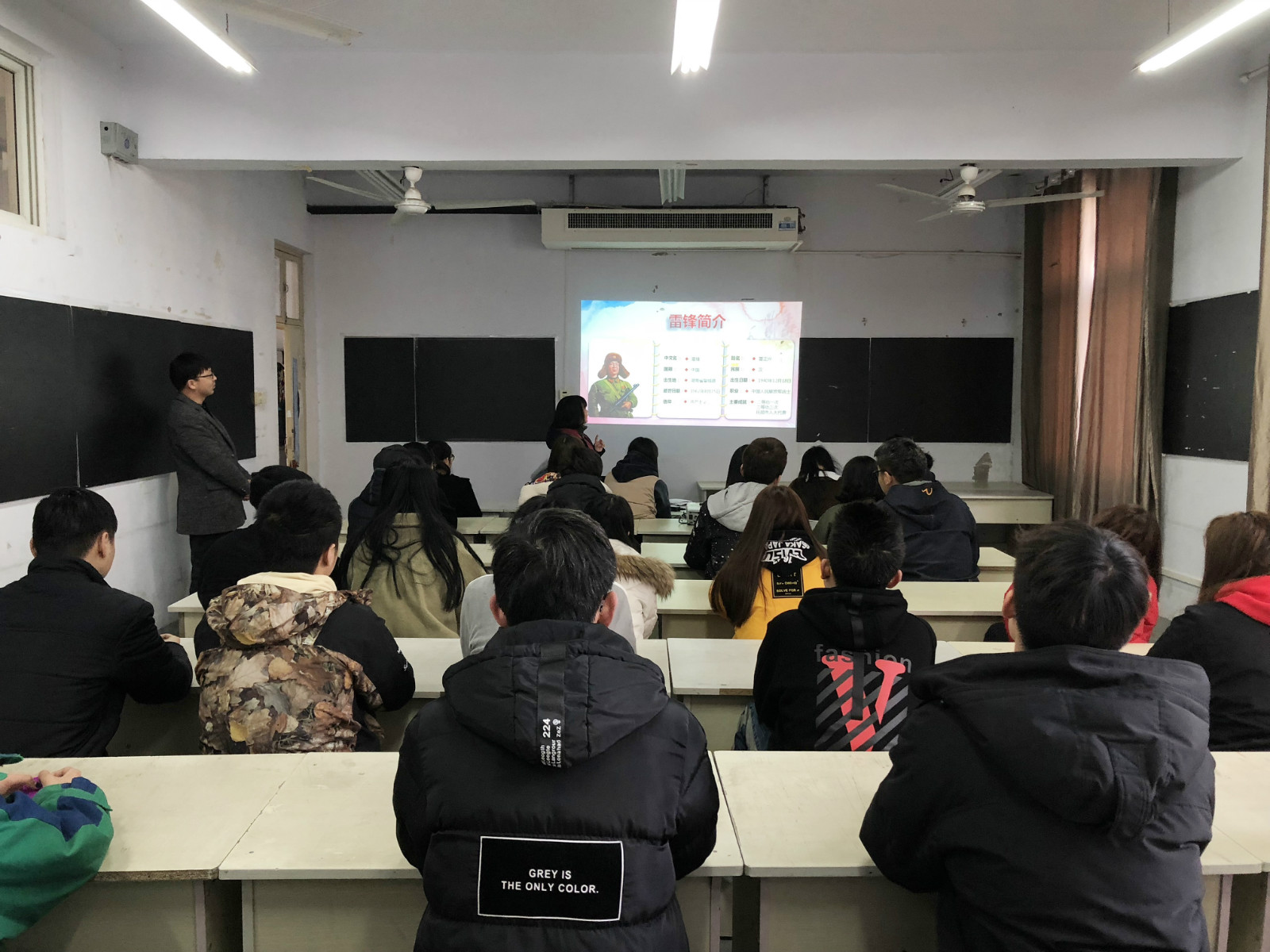 新时代 新青年 ——我集团2018年“学雷锋”主题活动月纪实 新时代 新青年 ——我集团2018年“学雷锋”主题活动月纪实