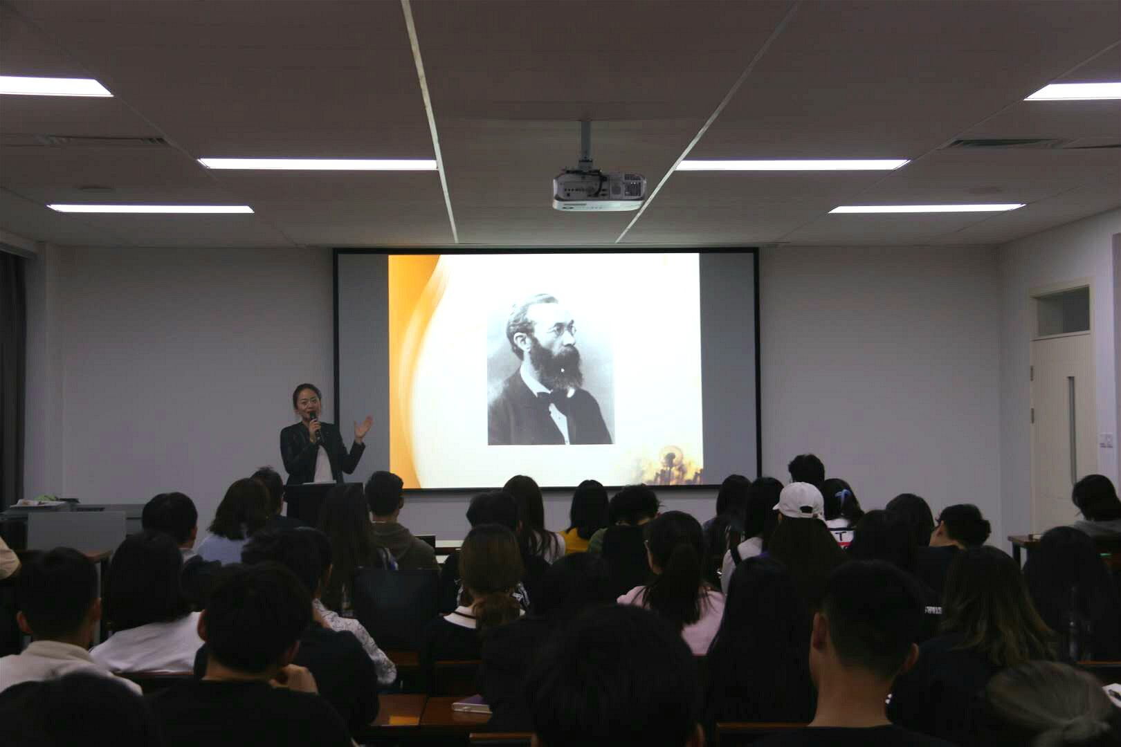 用心理学实现自我成长 ——我集团举行2018年度心理健康教育周系列活动 用心理学实现自我成长 ——我集团举行2018年度心理健康教育周系列活动