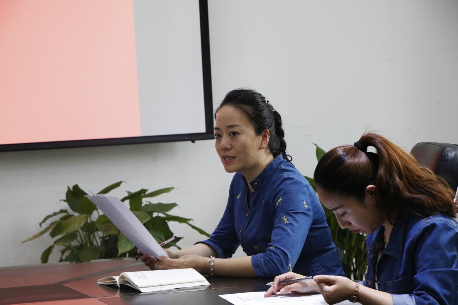 院团委召开各学生组织主要干部专题学习会 热议习总书记在北京大学师生座谈会上的讲话 院团委召开各学生组织主要干部专题学习会 热议习总书记在北京大学师生座谈会上的讲话