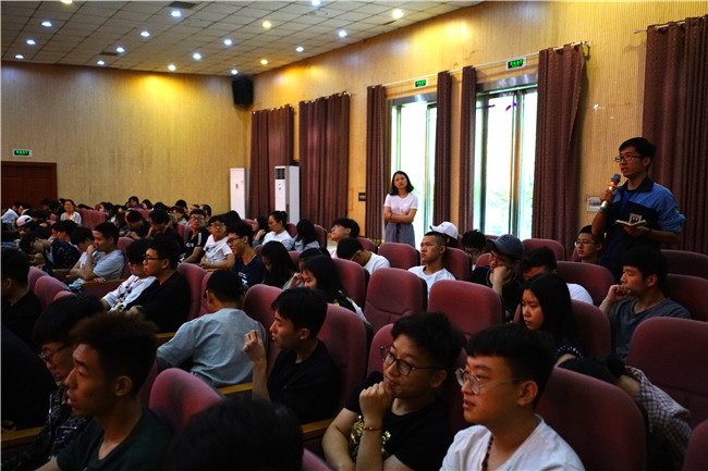 “艺术研究”名师讲堂第二讲:侯样祥教授——艺术学前沿思考 “艺术研究”名师讲堂第二讲:侯样祥教授——艺术学前沿思考