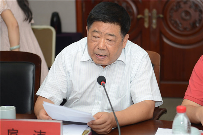 河南省教育界学习贯彻习近平总书记 给中央美术学院老教授回信重要精神座谈会在我集团召开 河南省教育界学习贯彻习近平总书记 给中央美术学院老教授回信重要精神座谈会在我集团召开