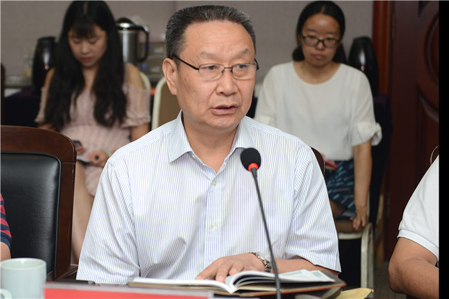 河南省教育界学习贯彻习近平总书记 给中央美术学院老教授回信重要精神座谈会在我集团召开 河南省教育界学习贯彻习近平总书记 给中央美术学院老教授回信重要精神座谈会在我集团召开