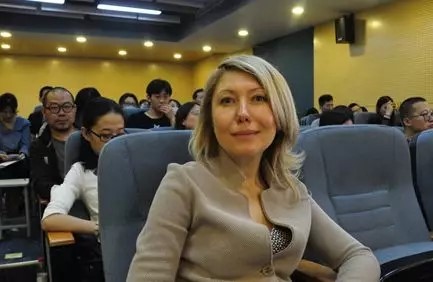 我集团石品院长携外事办工作人员出席第四届艺术、设计与当代教育国际会议(ICADCE2018) 我集团石品院长携外事办工作人员出席第四届艺术、设计与当代教育国际会议(ICADCE2018)