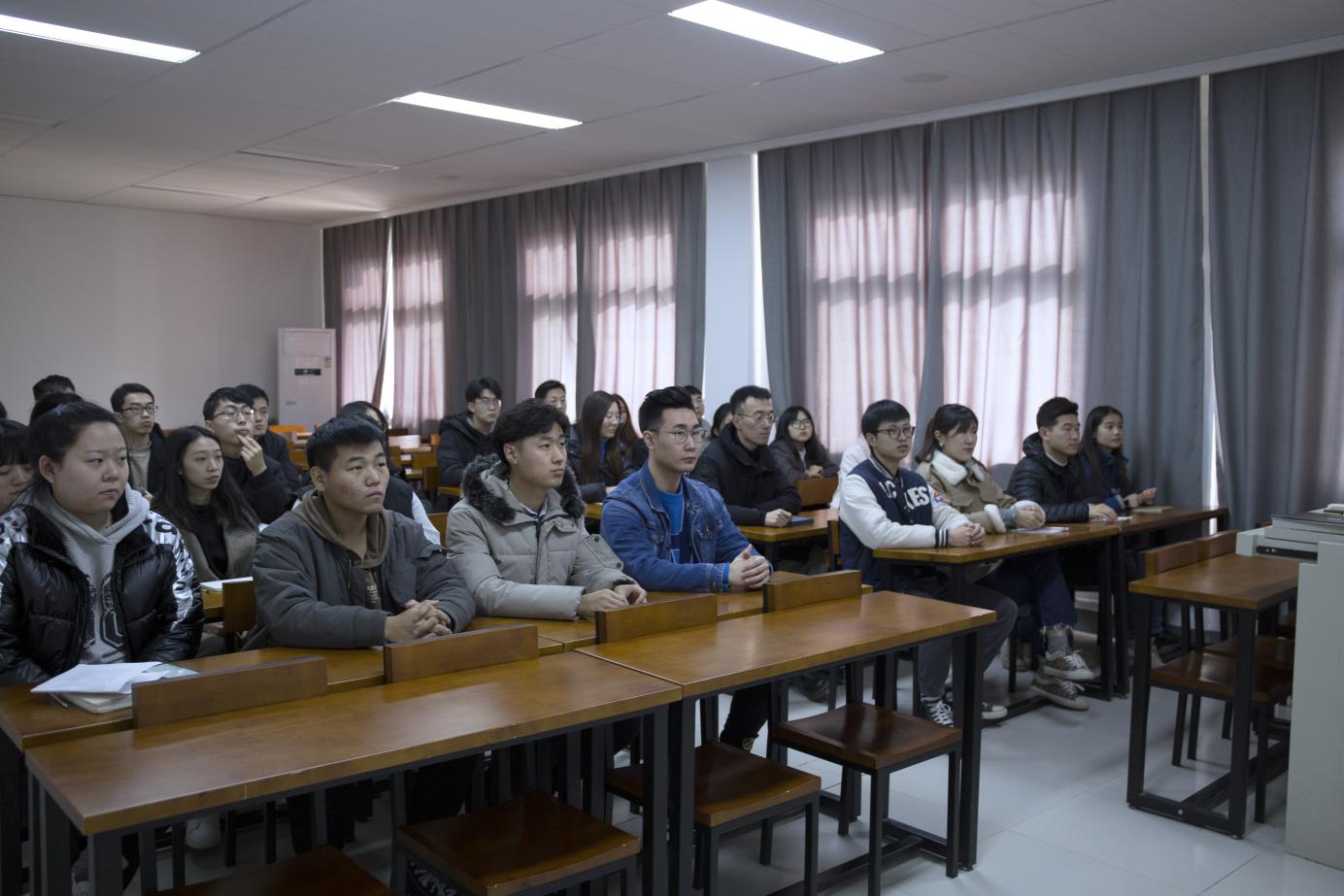 学生党支部召开预备党员转正大会 学生党支部召开预备党员转正大会