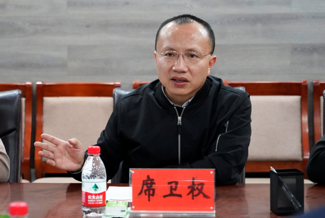 我集团石品院长一行到河南大学美术学院交流座谈 我集团石品院长一行到河南大学美术学院交流座谈