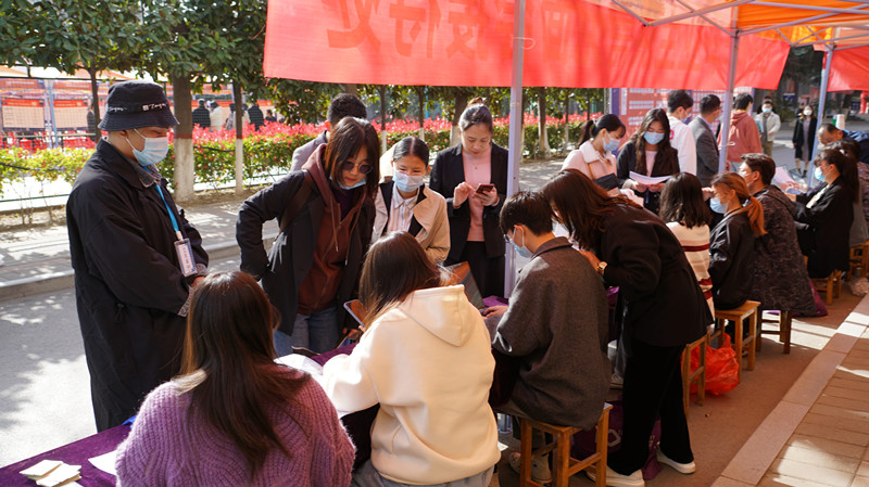 我集团举办2021年毕业生供需见面会