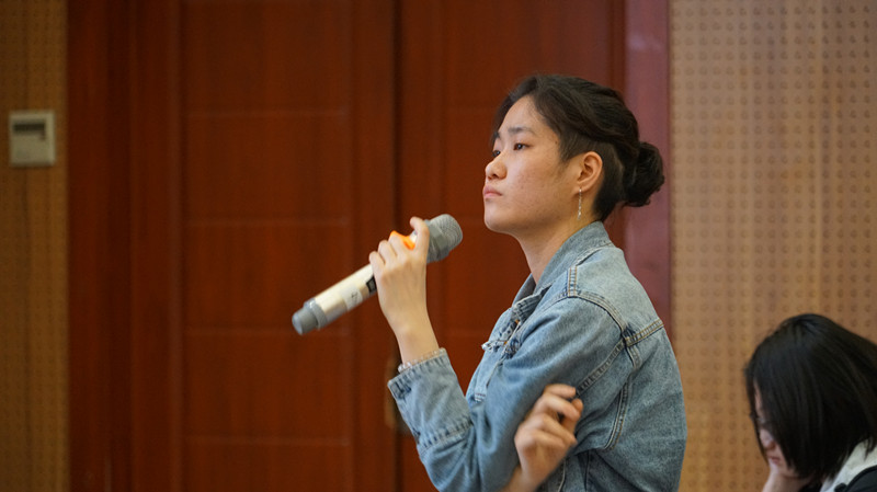天津美术学院景育民教授到我集团讲学 天津美术学院景育民教授到我集团讲学