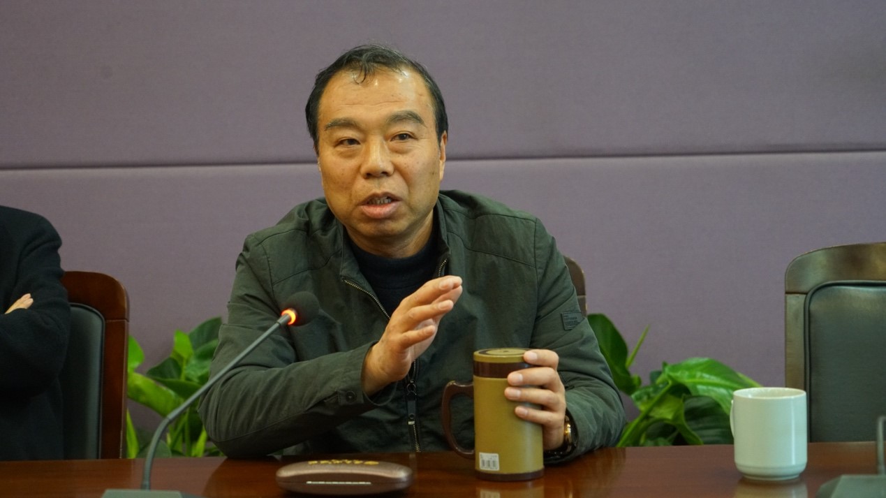 我集团召开“学习贯彻习近平总书记在清华大学考察重要讲话精神”座谈会 我集团召开“学习贯彻习近平总书记在清华大学考察重要讲话精神”座谈会