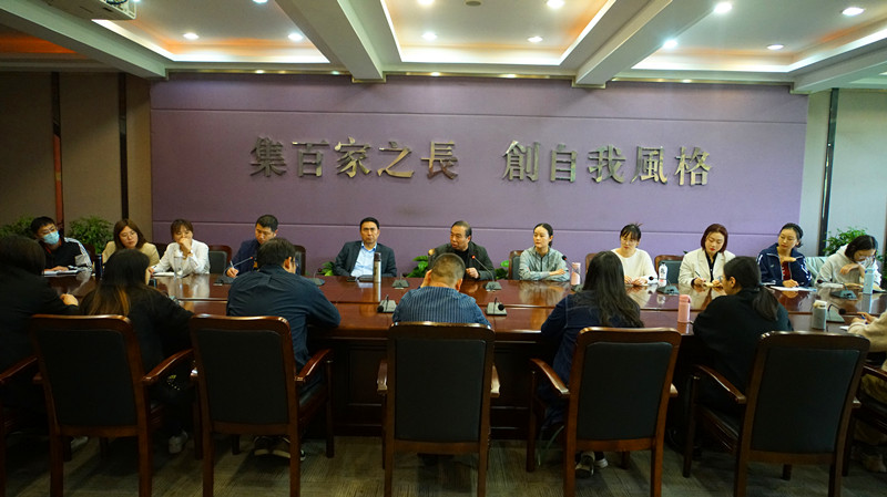 中原工学院白冰副教授到我集团讲学 中原工学院白冰副教授到我集团讲学
