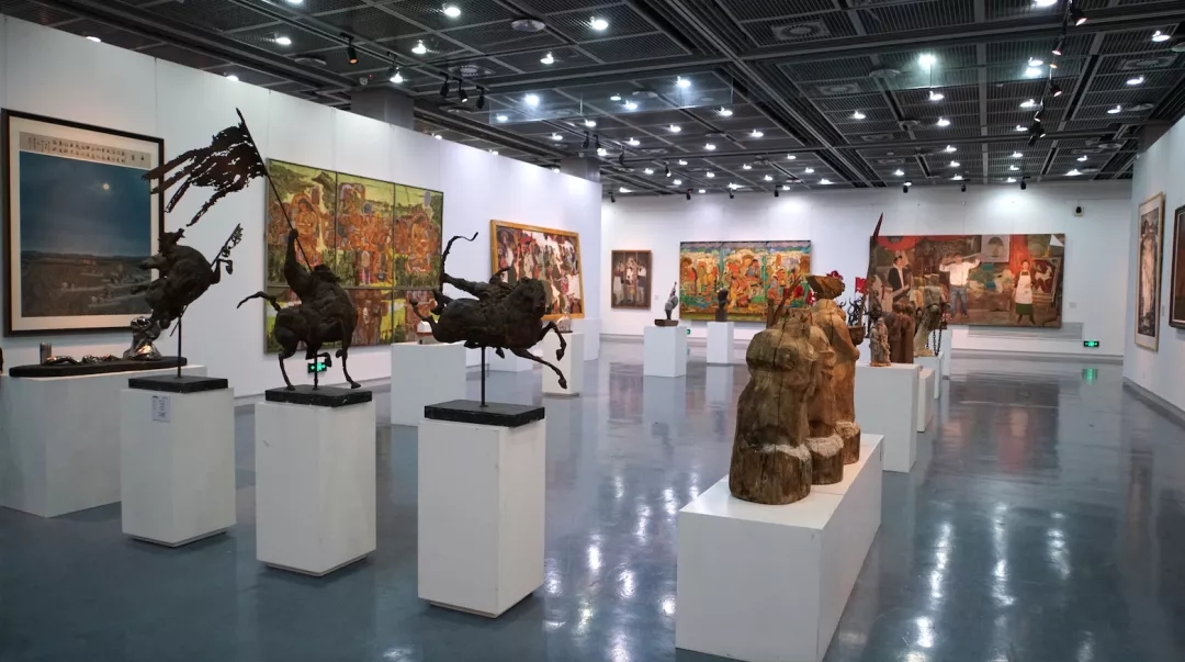 我集团建院20周年师生优秀作品展隆重开幕 我集团建院20周年师生优秀作品展隆重开幕